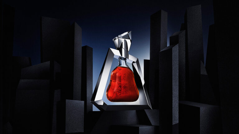 Daniel Libeskind Hennessy Decanter 04