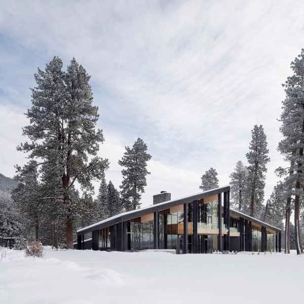 black butte lodge oregon hacker dezeen 2364 hero