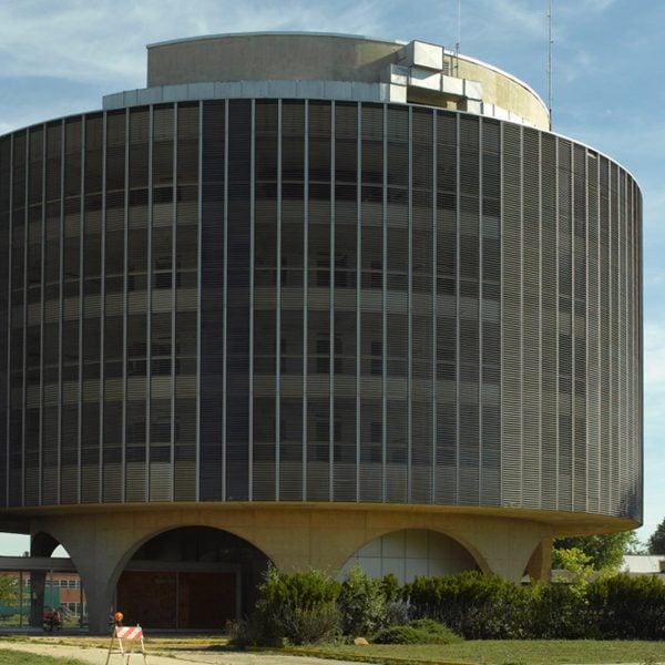 elgin mental health center illinois bertrand goldberg dezeen 2364 hero