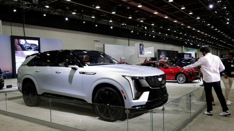 107301197 16947288232023 09 14t213141z 126768134 rc2j83a61xi9 rtrmadp 0 autoshow detroit