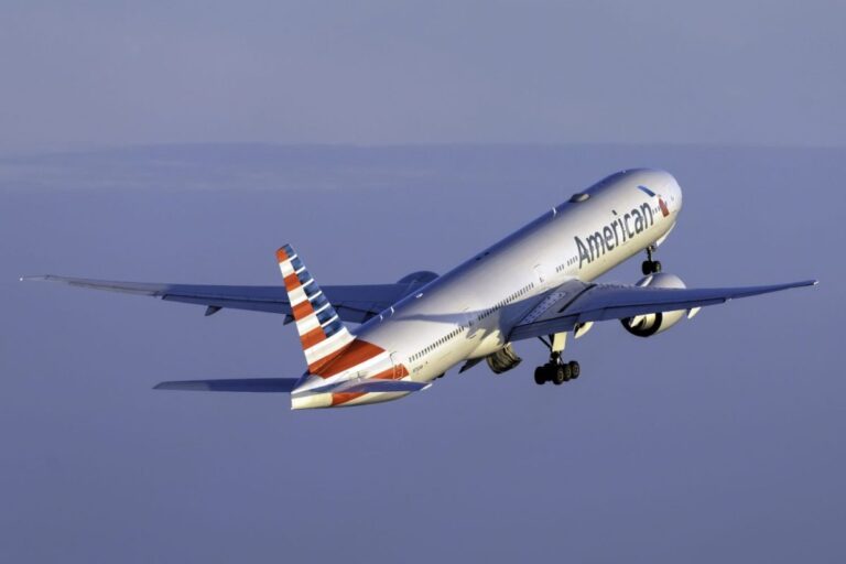 N732AN American Airlines Boeing 777 323ER 1 e1746062740705