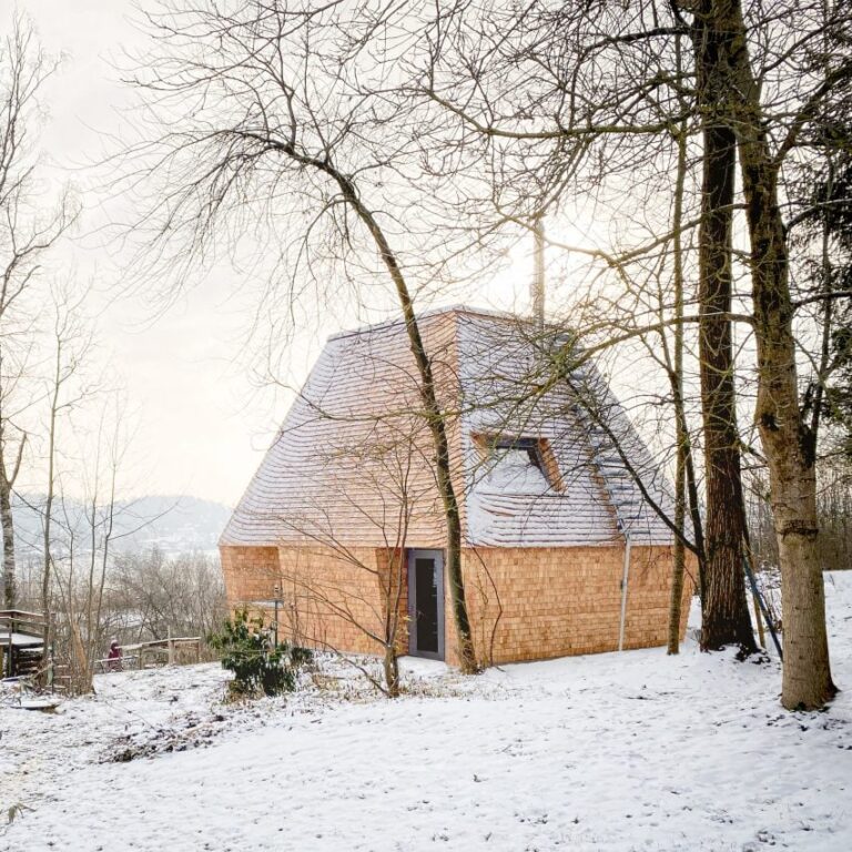 house anton II lux architect canovas arquitectura sq dezeen 2364 col 0 852x852